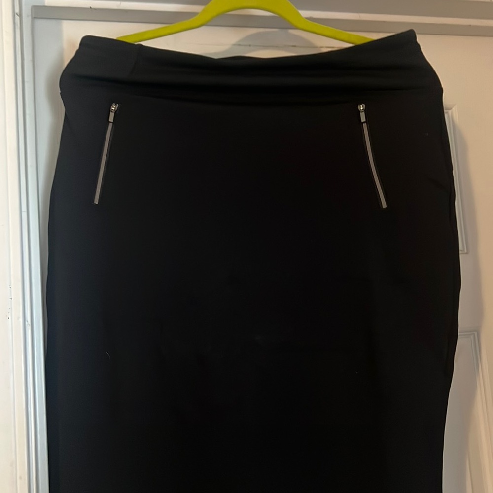 Black skirt